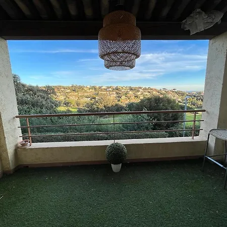 Apartment Avec Piscine, Vue Golf A Maxime *